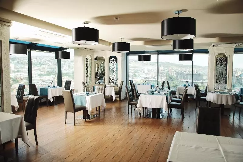 Fotos del hotel Opera Suite Hotel:  11