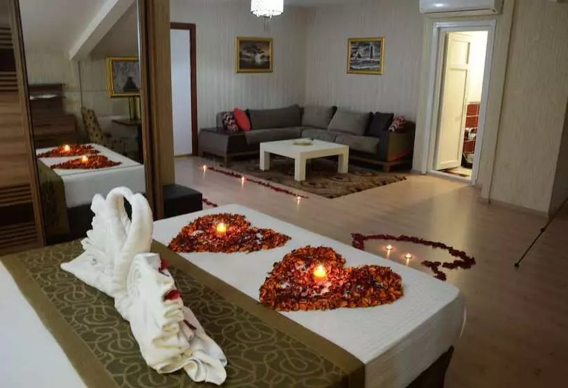 Fotos del hotel Gumus Palace:  25