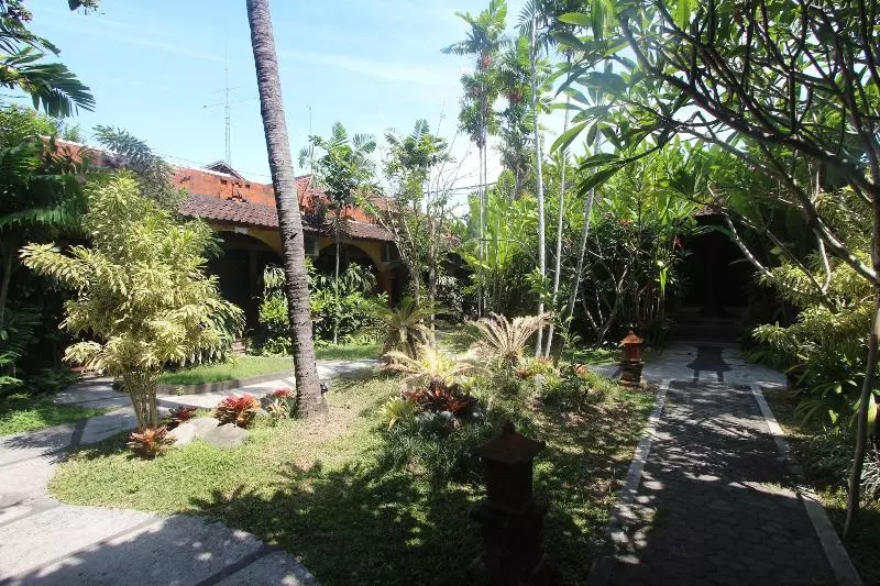 Fotos del hotel Ramayana Hotel Sanur:  13