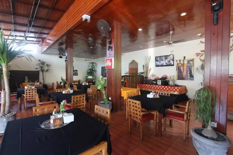 Fotos del hotel Ramayana Hotel Sanur:  3