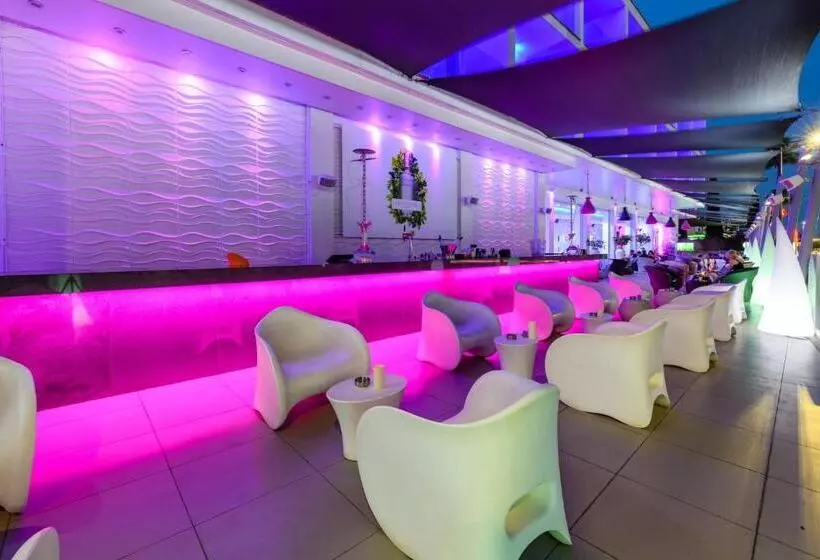 Fotos del hotel River Rock:  18