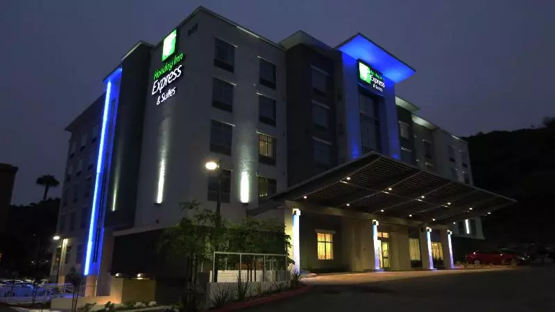 Fotos del hotel Holiday Inn Express & Suites San Diego  Mission Valley, An Ihg:  19