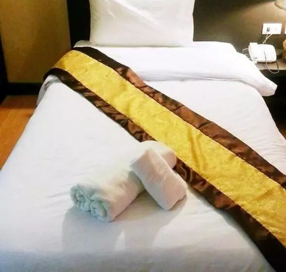 Fotos del hotel King Royal Garden Inn:  17