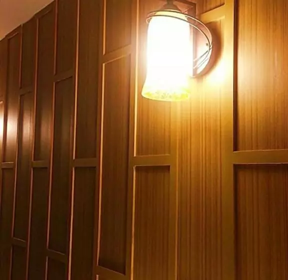 Fotos del hotel King Royal Garden Inn:  24