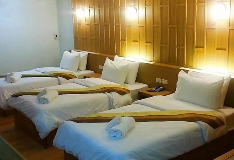 Fotos del hotel King Royal Garden Inn:  11