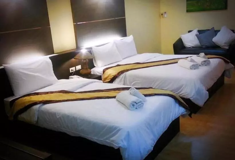 Fotos del hotel King Royal Garden Inn:  13