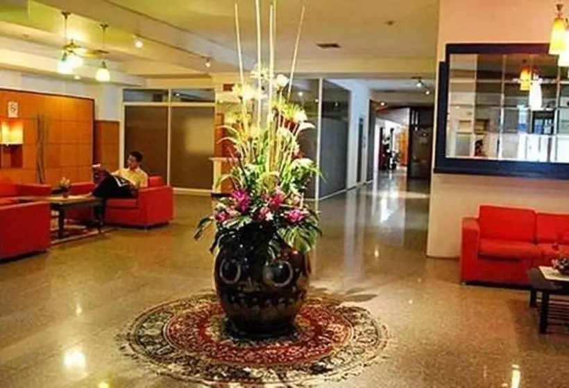 Fotos del hotel King Royal Garden Inn:  4