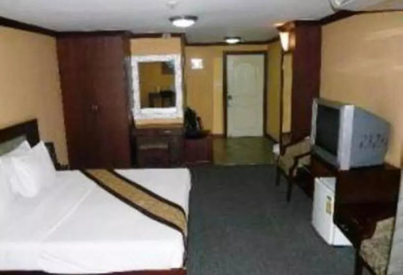 Fotos del hotel King Royal Garden Inn:  2