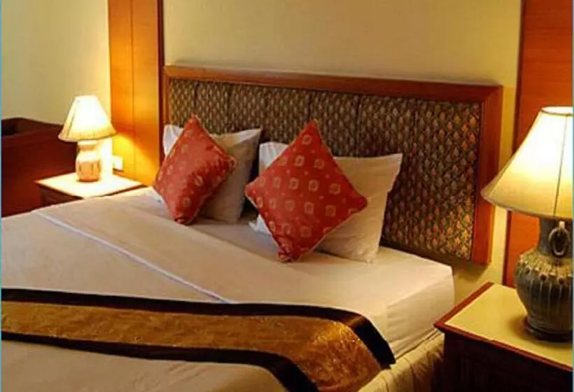 Fotos del hotel King Royal Garden Inn:  16