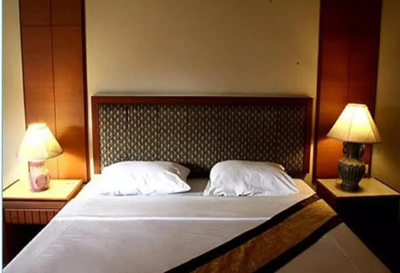 Fotos del hotel King Royal Garden Inn:  19