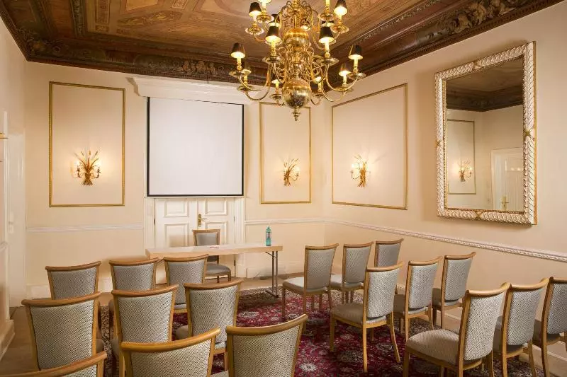 Fotos del hotel Palais Esplanade Hamburg:  5