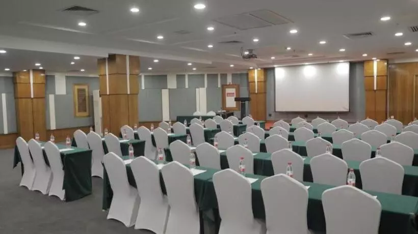 Fotos del hotel Ramada Encore:  5