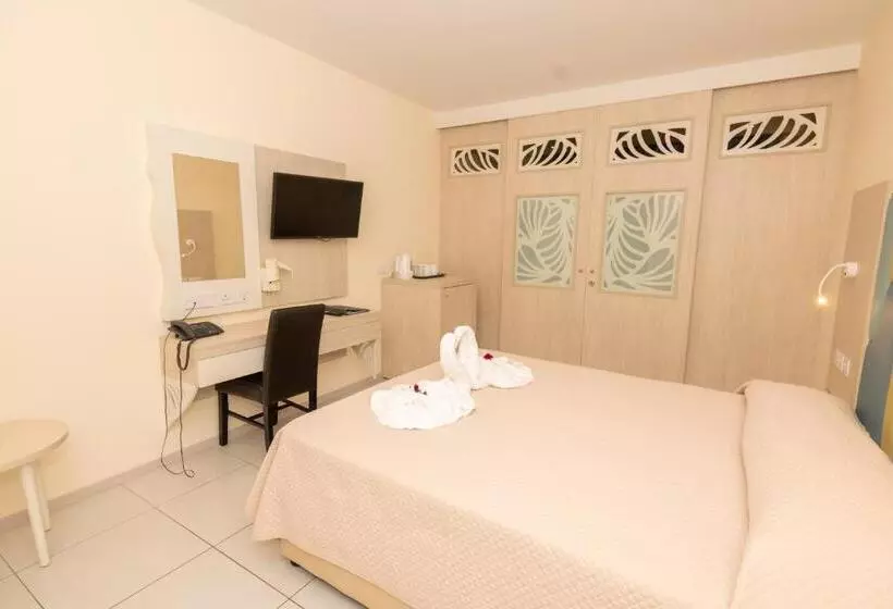 Fotos del hotel Tofinis:  13