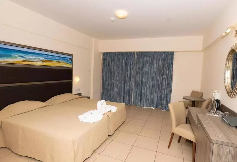 Fotos del hotel Tofinis:  14