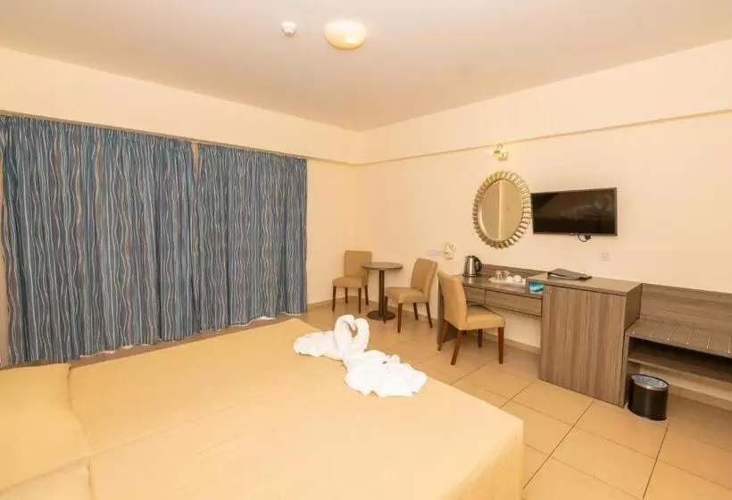 Fotos del hotel Tofinis:  20