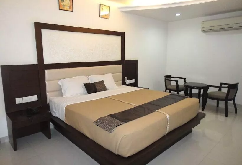 Fotos del hotel Orbit 34:  24