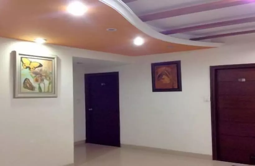 Fotos del hotel Orbit 34:  4