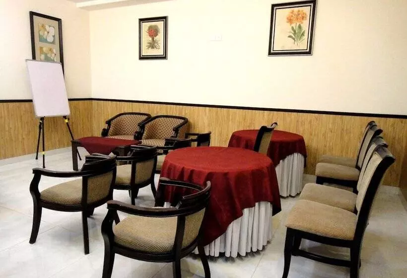 Fotos del hotel Orbit 34:  19