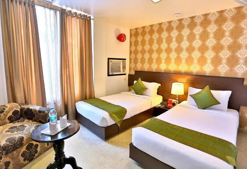 Fotos del hotel Raya Inn:  7