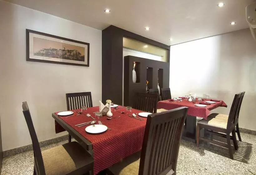 Fotos del hotel Raya Inn:  8