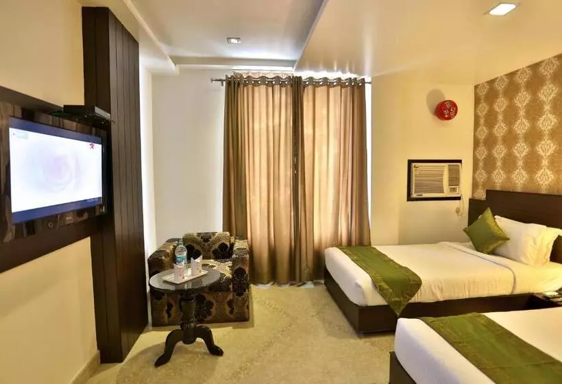 Fotos del hotel Raya Inn:  2