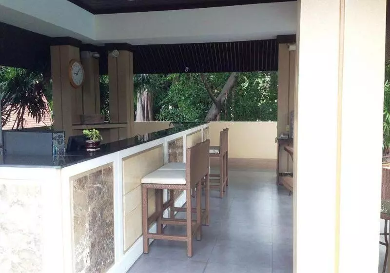 Fotos del hotel August Suites:  21