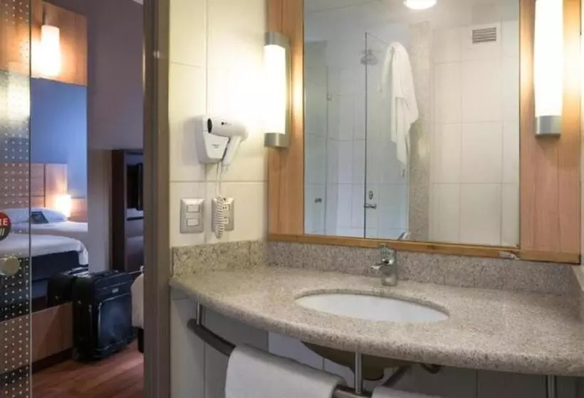 Fotos del hotel Ibis Santiago Las Condes Manquehue:  7