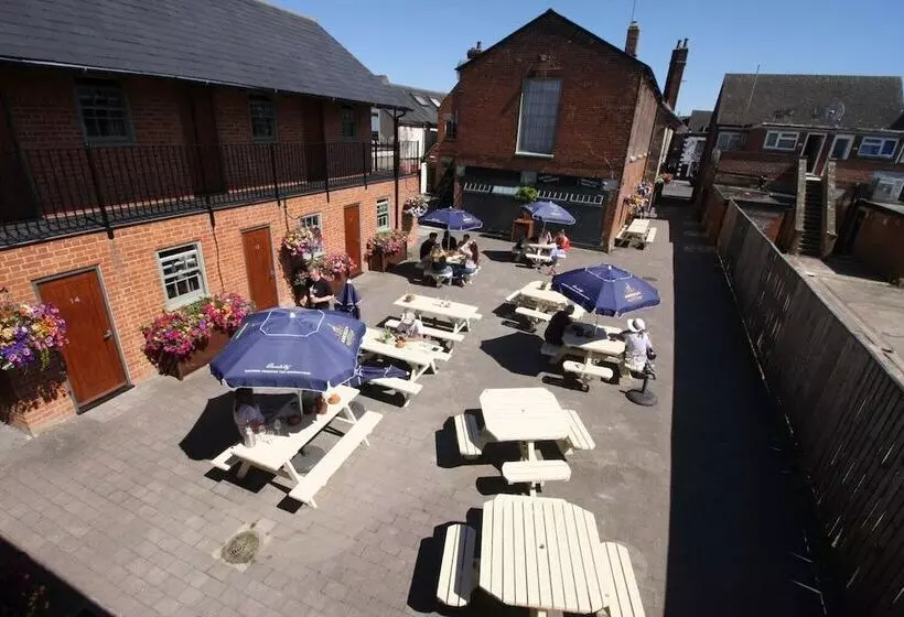 Fotos del hotel The Angel In Wootton Bassett:  7