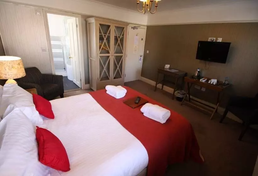 The Angel In Wootton Bassett