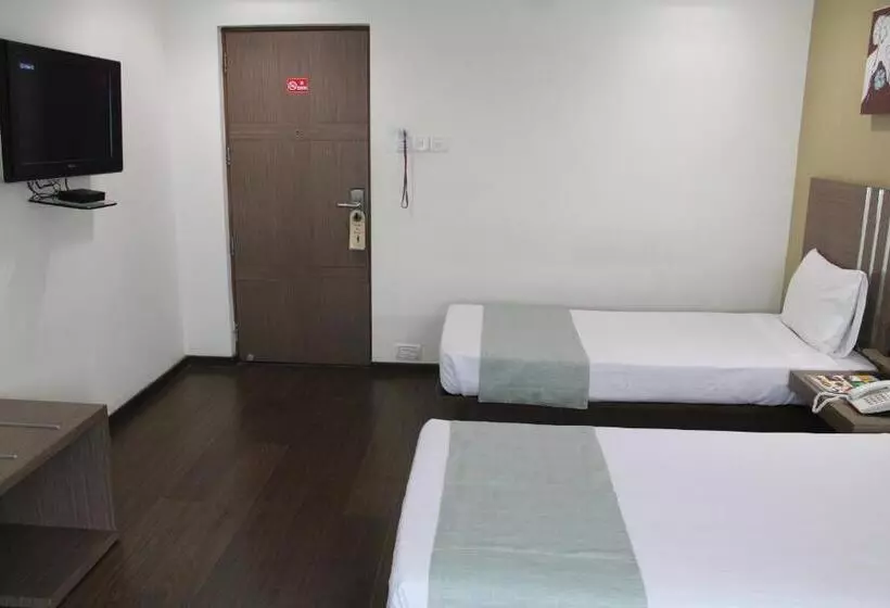 Fotos del hotel The Lotus Apartment , Venkatraman Street:  15