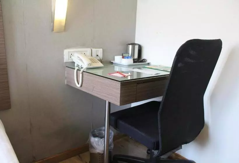 Fotos del hotel The Lotus Apartment , Venkatraman Street:  17