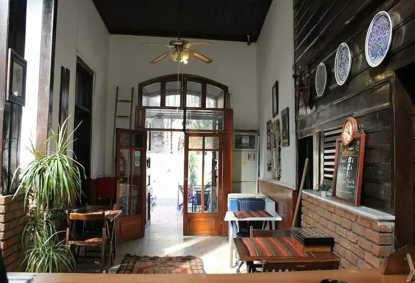 Fotos del hotel Erken Pansiyon:  16