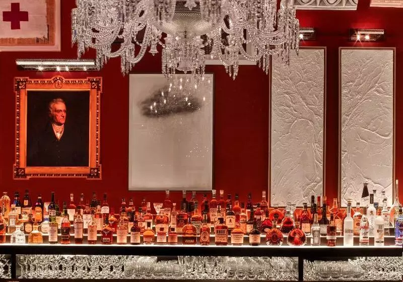 Fotos del hotel Baccarat Hotel And Residences New York:  8