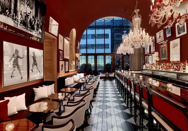 Fotos del hotel Baccarat Hotel And Residences New York:  16