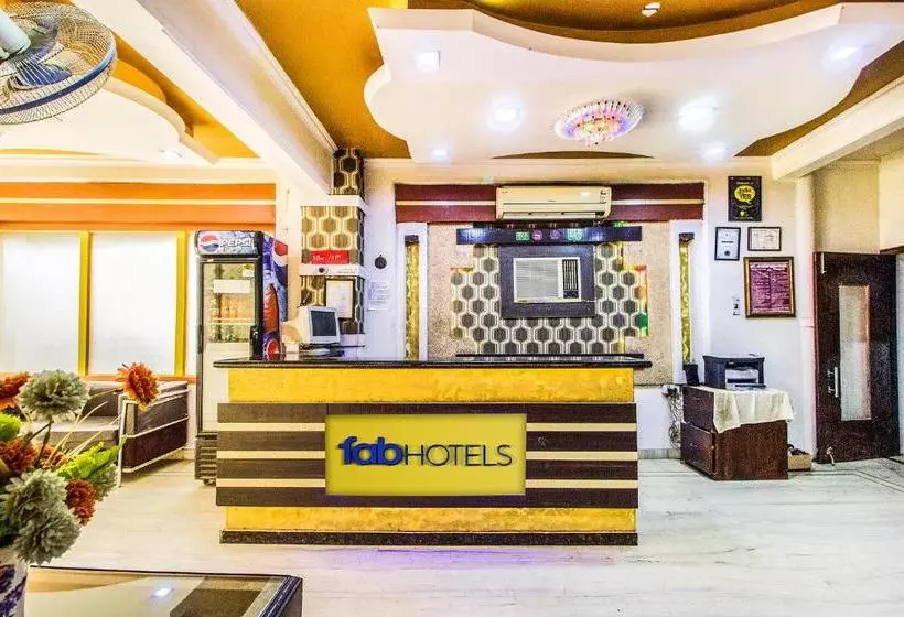 Fotos del hotel Fab Alpine Tajganj:  11