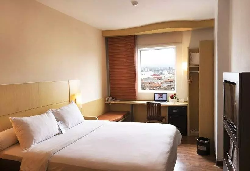 Ibis Bandung Pasteur