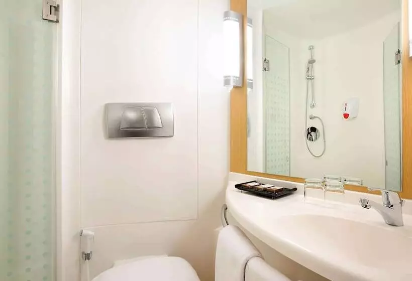 Fotos del hotel Ibis Bandung Pasteur:  10