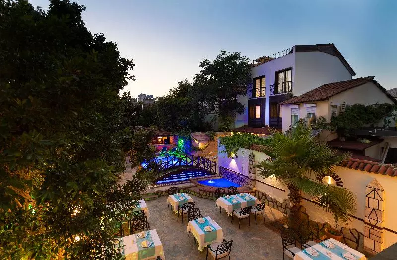 Fotos del hotel Castle Old Town:  25