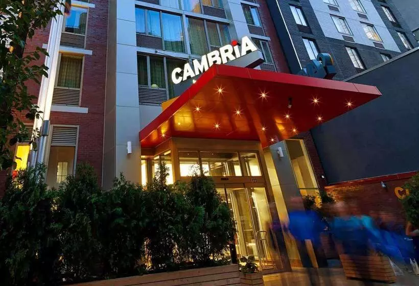 Cambria  New York  Chelsea