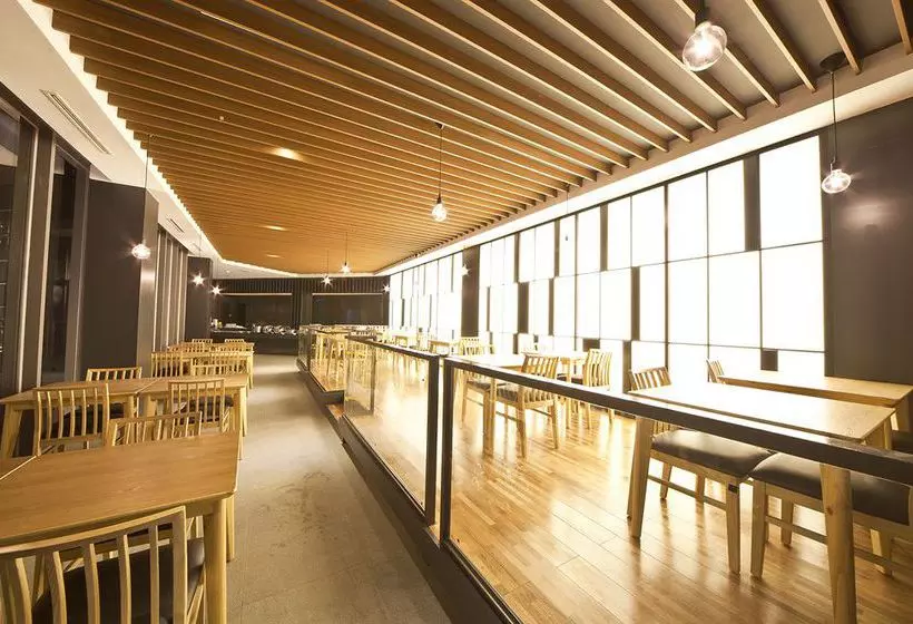 Fotos del hotel Luston Villa & Hotel:  5