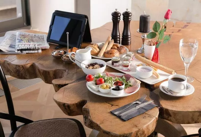 Fotos del hotel Check Inn Suite  & Spa:  4