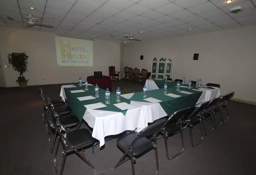 Fotos del hotel Arcada:  9