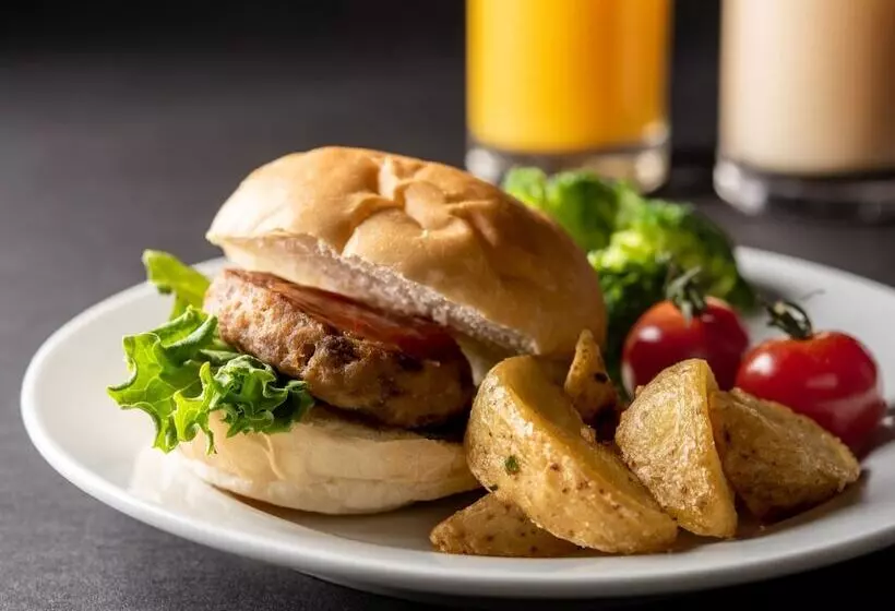 Premier Cabinsapporo