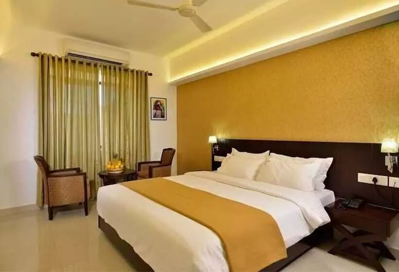 Fotos del hotel Town Tower:  8