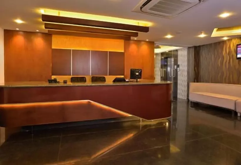 Fotos del hotel Town Tower:  2