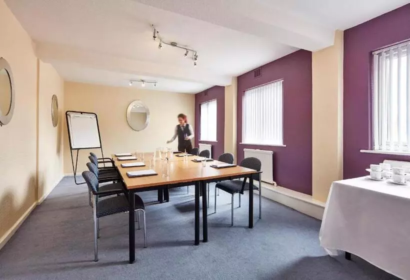 Fotos del hotel Alma Lodge:  13