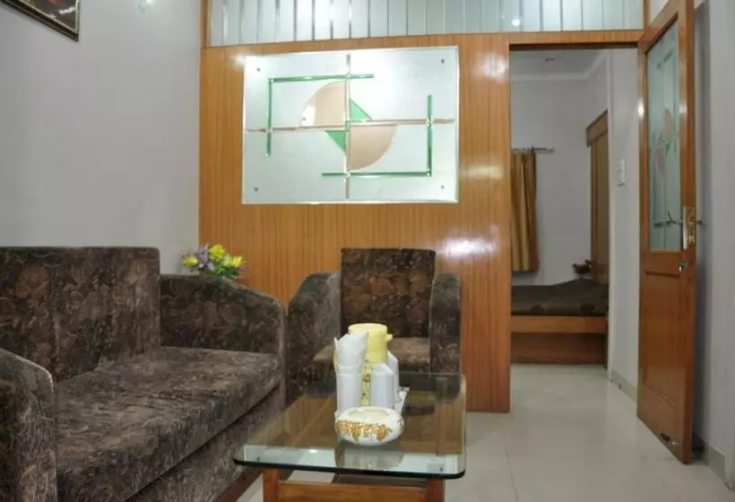 Fotos del hotel Capital O 1044  Vintage Basera:  18