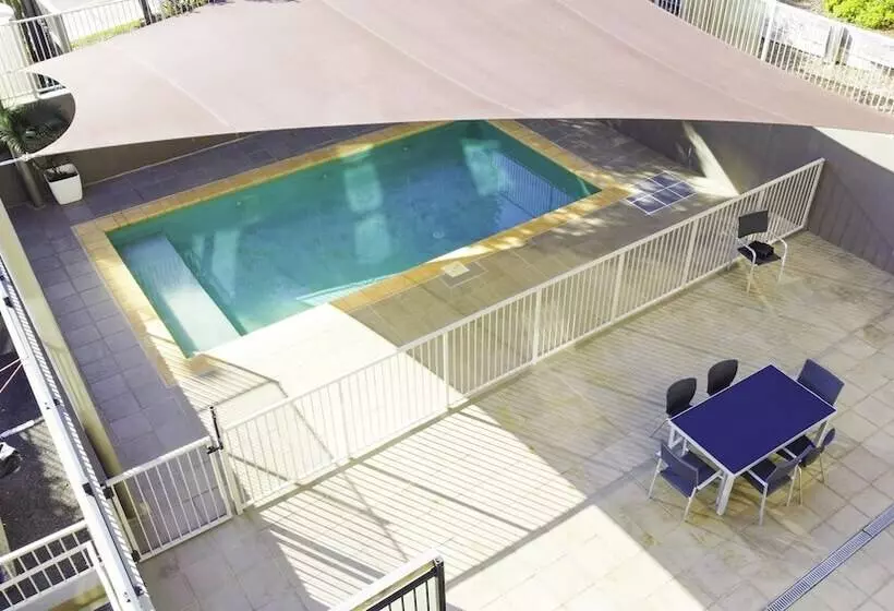 Gladstone Downtown Central Apartment