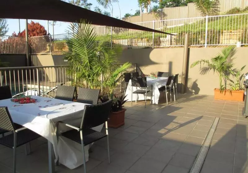 Fotos del hotel Gladstone Downtown Central Apartment:  5