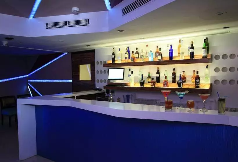 Fotos del hotel La Woods:  4